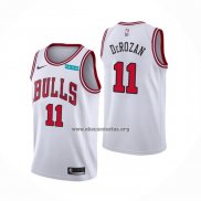 Camiseta Chicago Bulls DeMar DeRozan NO 11 Association 2021 Blanco