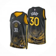 Camiseta Golden State Warriors Stephen Curry NO 30 Ciudad 2022-23 Negro