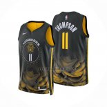 Camiseta Golden State Warriors Klay Thompson NO 11 Ciudad 2022-23 Negro