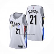 Camiseta Brooklyn Nets Lamarcus Aldridge NO 21 Ciudad 2022-23 Blanco