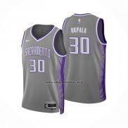 Camiseta Sacramento Kings KZ Okpala NO 30 Ciudad 2022-23 Gris