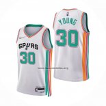 Camiseta San Antonio Spurs Thaddeus Young NO 30 Ciudad 2021-22 Blanco