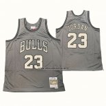 Camiseta Chicago Bulls Michael Jordan NO 23 Mitchell & Ness 1997-98 Gris