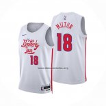 Camiseta Philadelphia 76ers Shake Milton NO 18 Ciudad 2022-23 Blanco