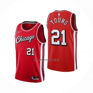 Camiseta Chicago Bulls Thaddeus Young NO 21 Ciudad 2021-22 Rojo