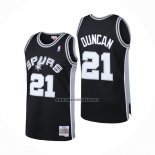 Camiseta San Antonio Spurs Tim Duncan NO 21 Mitchell & Ness 1998-99 Negro